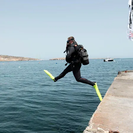 Gillieru Harbour Hotel 4*