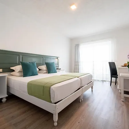 Hotel Gillieru Harbour 4*
