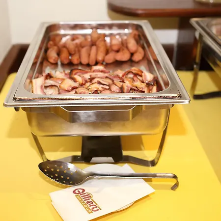 Ξενοδοχείο Gillieru Harbour