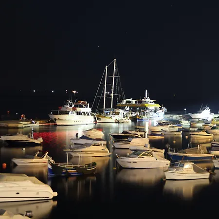 Gillieru Harbour