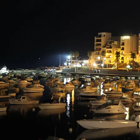 Gillieru Harbour