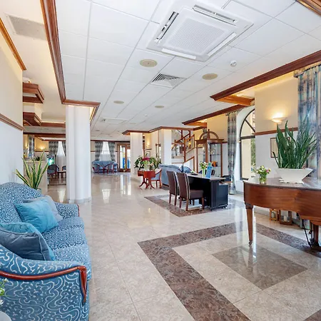 Gillieru Harbour Hotell 4*