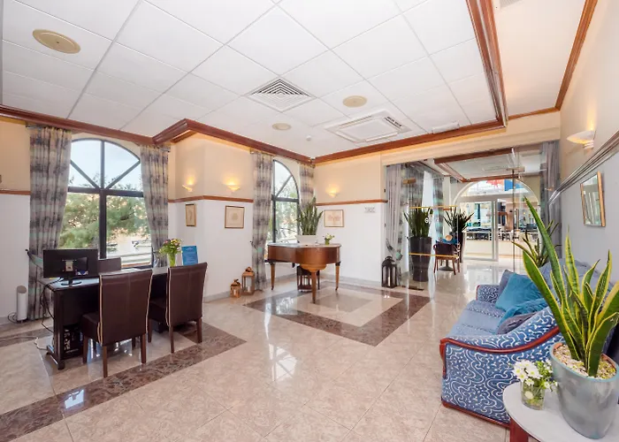 Ξενοδοχείο Gillieru Harbour