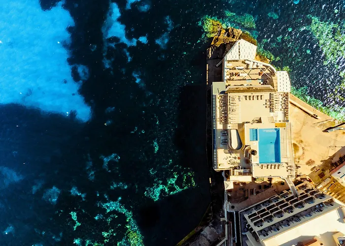 Gillieru Harbour Ξενοδοχείο