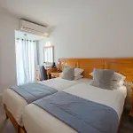 Gillieru Harbour Hotel