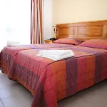 Gillieru Harbour Hotel