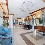 Gillieru Harbour Hotel 4*